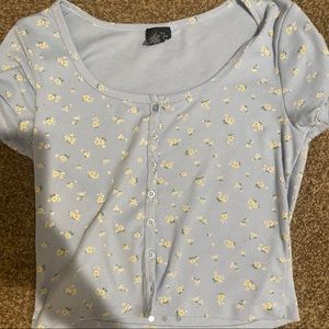 no rips,no stains, brand new never worn before.